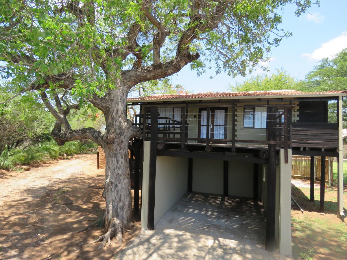 Kruger View Tree House Villa Marloth Park Exteriör bild