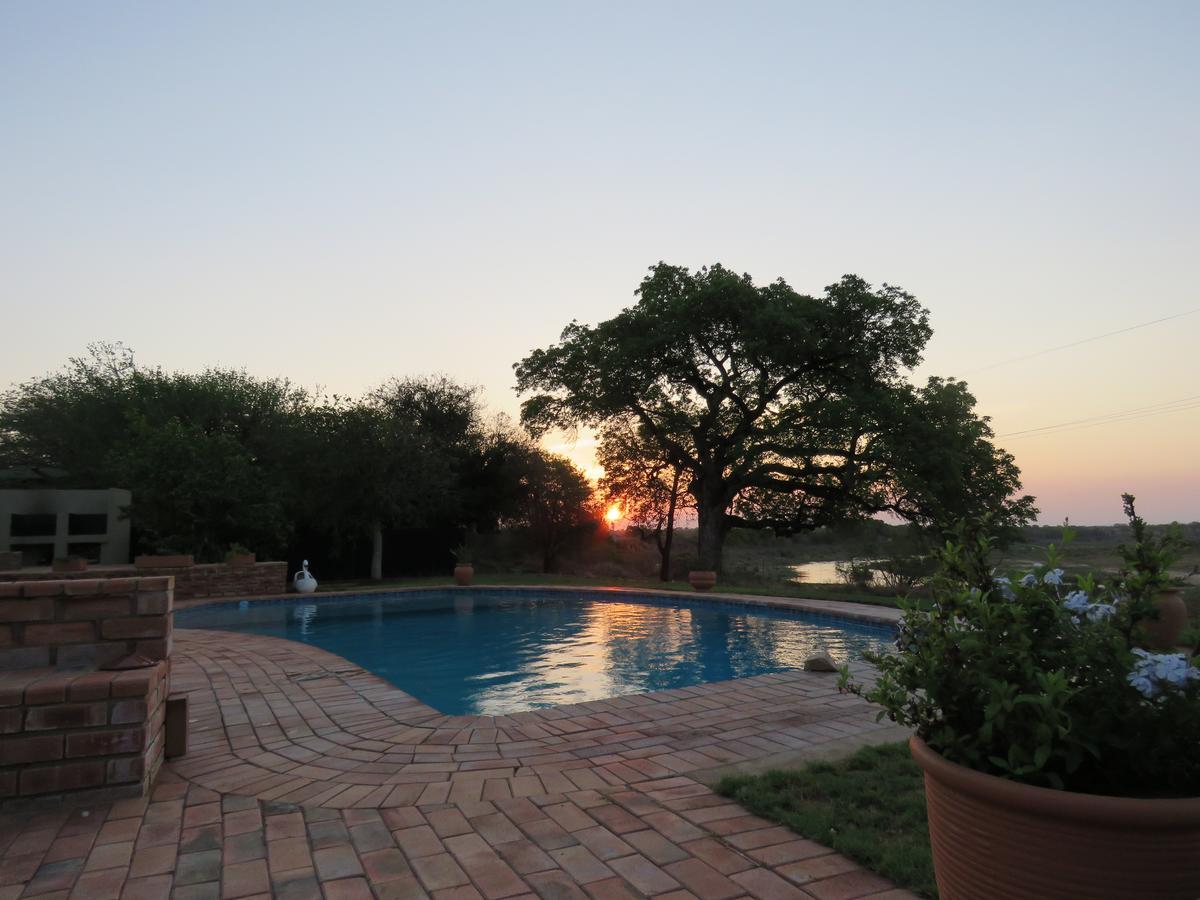 Kruger View Tree House Villa Marloth Park Exteriör bild